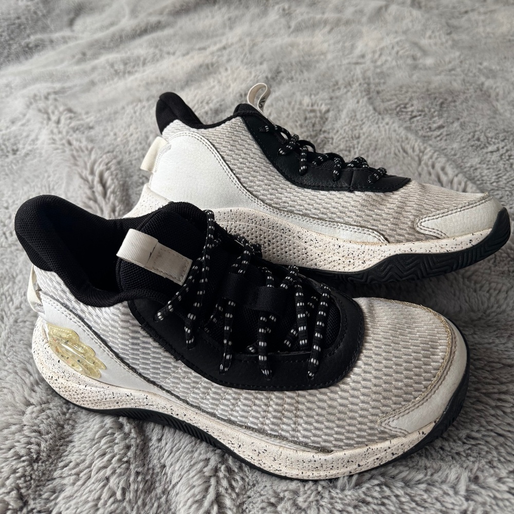 Under Armour Curry Basketball Sporty Sneakers Men 8.5 Woman 10 Activewear
